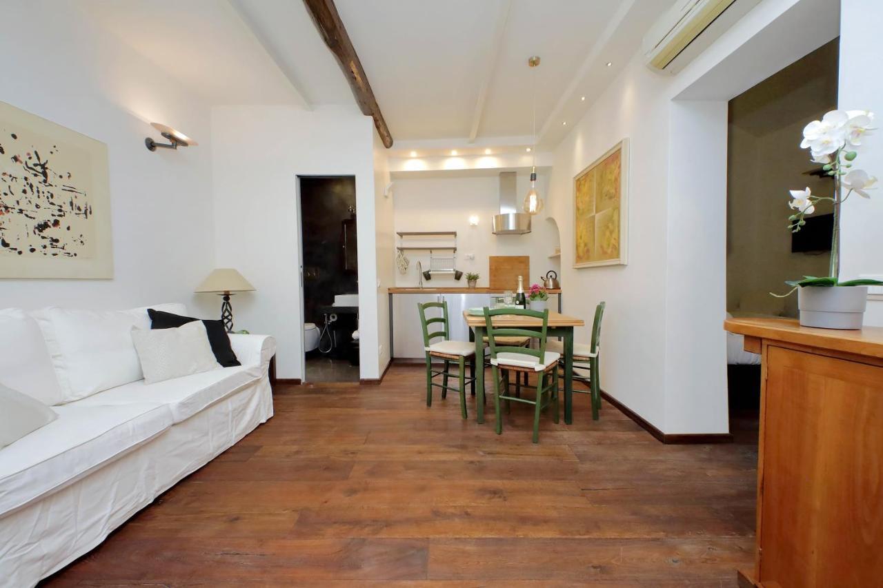 Ych-Pretty Flat Close Pantheon Roma Ngoại thất bức ảnh